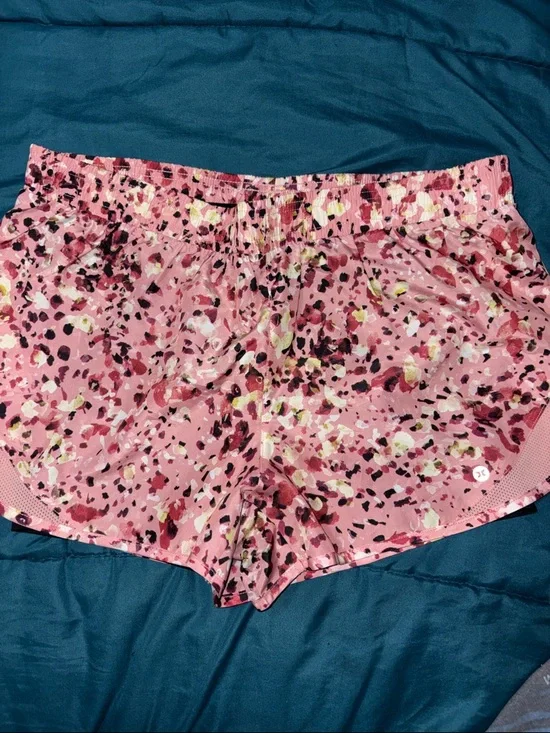 Lot of 6 - Women's Athletic Shorts - Built in Liners or Tights-Mixed designs - Picture 13 of 16